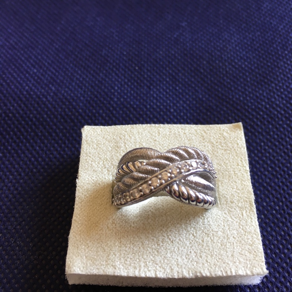 Pre-Loved Judith Ripka X Band Ring!